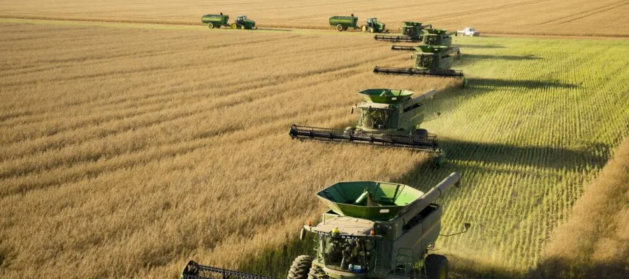 The Modern Farmer’s Guide to Choosing the Perfect Harvester