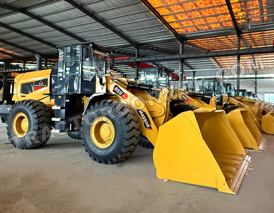 Massive 855 Wheel Loader for Sale in Ghana