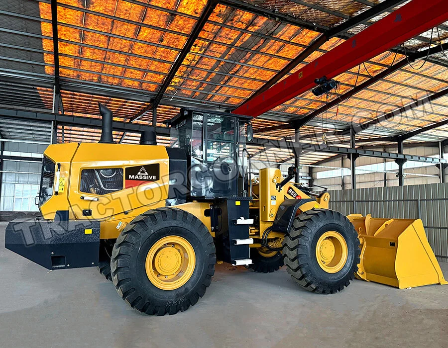 Massive 855 Wheel Loader for Sale in Ghana