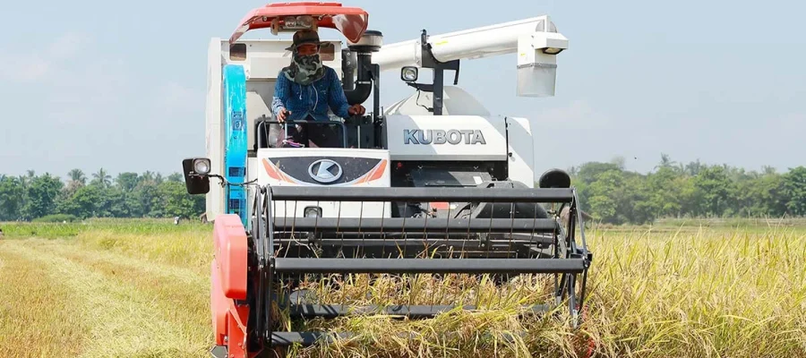 The Cutting-Edge Innovations Behind Kubota Combine Harvesters