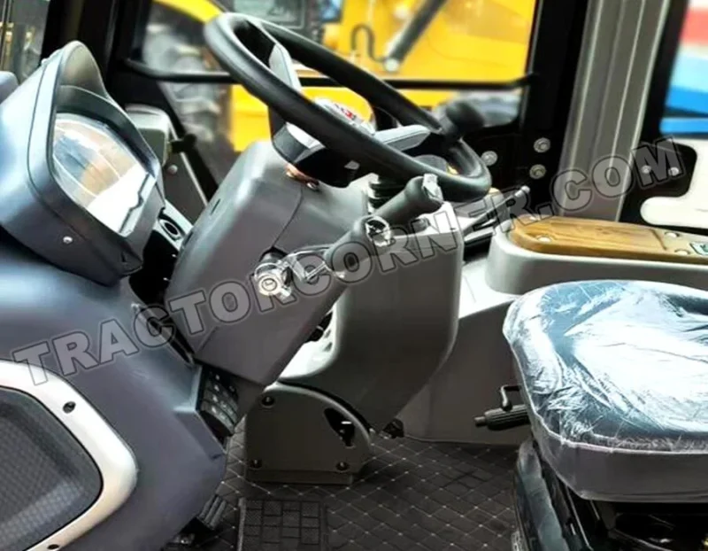 Massive 3CX Backhoe Loader for Sale in Trinidad and Tobago