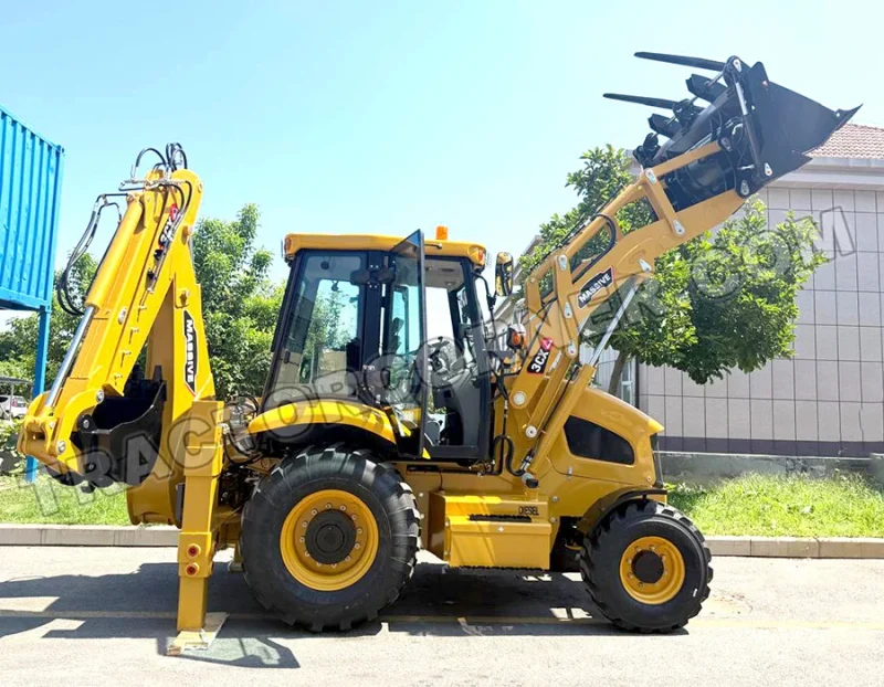 Massive 3CX Side Shift Backhoe Loader for Sale in Uganda