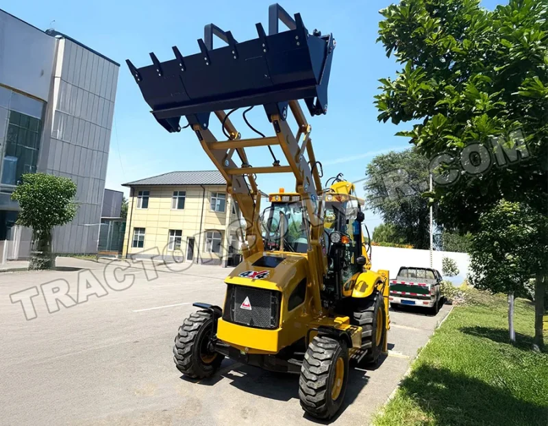 Massive 3CX Side Shift Backhoe Loader for Sale in Uganda