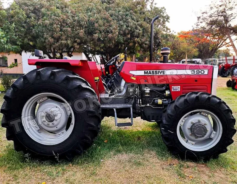 Massive 390 4WD Tractor for Sale