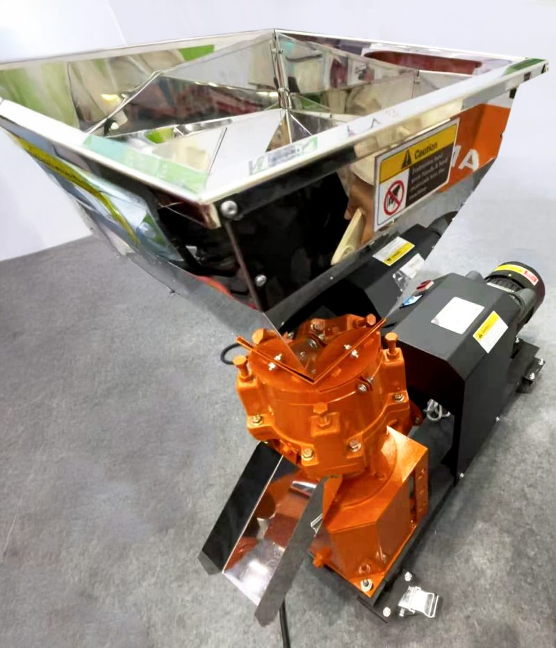 Feed Pellet Machine (Gasoline and Electric) for Sale
